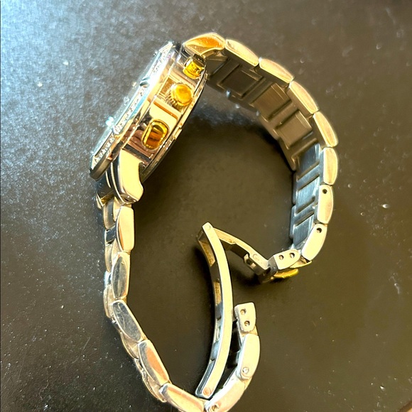 Invicta Silver and Gold Chronograph Watch - Picture 5 of 6